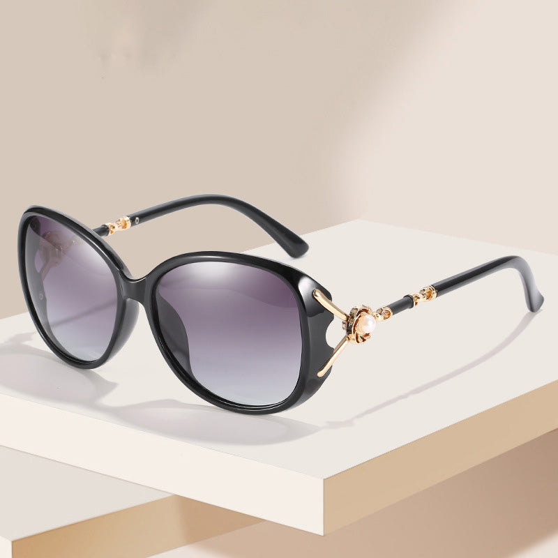 Fashion Pearl Retro Temperament Sunglasses