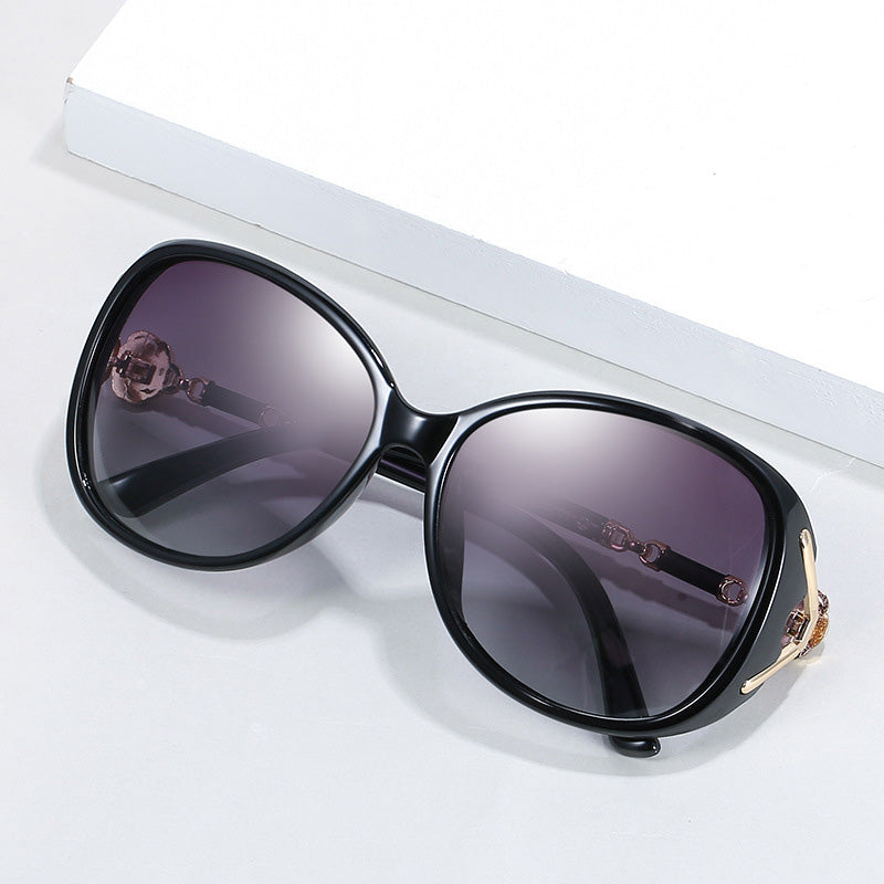 Fashion Pearl Retro Temperament Sunglasses